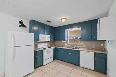 3936 Elmcrest Dr, Pensacola, FL 32504 - Photo 17