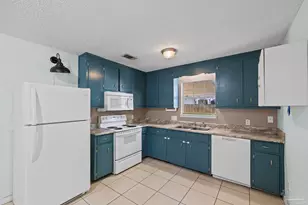 3936 Elmcrest Dr, Pensacola, FL 32504 - Photo 17