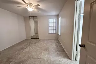 5051 Grande Dr, Pensacola, FL 32504 - Photo 11