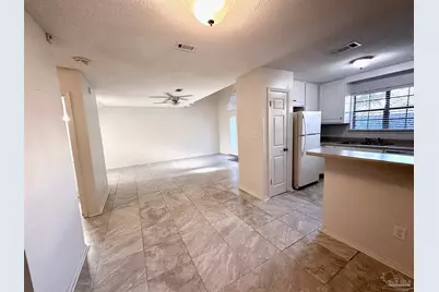 5051 Grande Dr #L5, Pensacola, FL 32504 - Photo 9