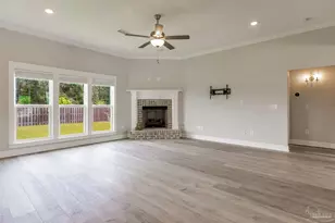 6044 Huntington Creek Blvd, Pensacola, FL 32526 - Photo 9