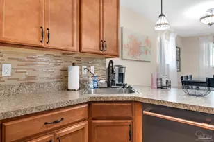 323 N Reus St, Pensacola, FL 32501 - Photo 17