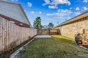 1000 Coronado Ct, Gulf Breeze, FL 32563 - Photo 31