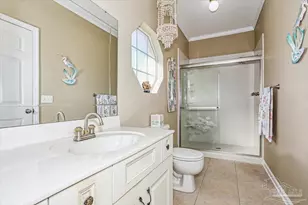 1000 Coronado Ct, Gulf Breeze, FL 32563 - Photo 23