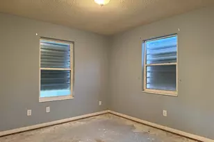 189 Overlook Dr, Pensacola, FL 32503 - Photo 11