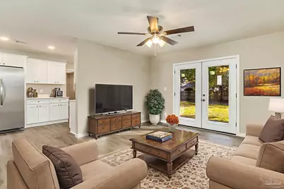 1219 Dunmire St, Pensacola, FL 32504 - Photo 13