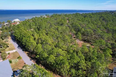 5433 North Shore Rd, Pensacola, FL 32507 - Photo 9