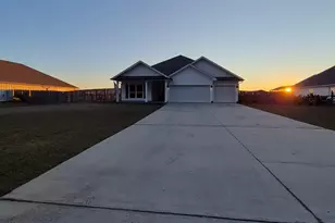 7628 Dewey Jernigan Rd, Pace, FL 32571 - Photo 3