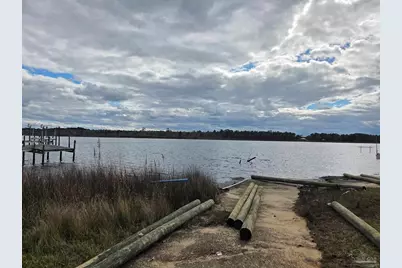 3060 Safronia Shores Rd, Navarre, FL 32566 - Photo 1