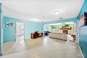 3060 Safronia Shores Rd, Navarre, FL 32566 - Photo 7