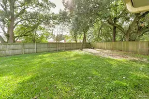 2143 Yardley Cir, Pensacola, FL 32526 - Photo 23