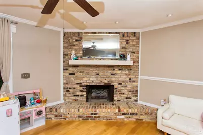 2143 Yardley Cir, Pensacola, FL 32526 - Photo 11