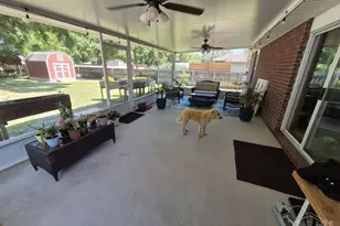 1960 Amhurst Ct, Navarre, FL 32566 - Photo 11