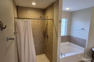 1960 Amhurst Ct, Navarre, FL 32566 - Photo 29