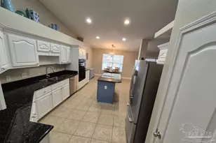 1960 Amhurst Ct, Navarre, FL 32566 - Photo 9