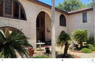 239 Sabine Dr, Pensacola Beach, FL 32561 - Photo 5