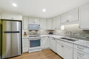 615 Bayshore Dr, Pensacola, FL 32507 - Photo 11