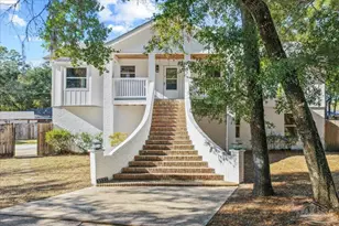 3111 Holley Point Rd, Navarre, FL 32566 - Photo 1