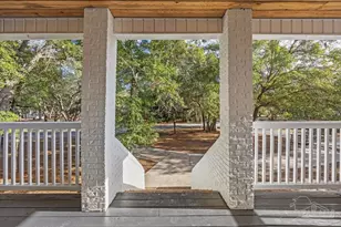 3111 Holley Point Rd, Navarre, FL 32566 - Photo 5