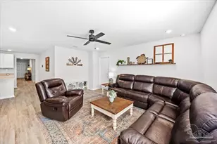 5855 Belmont Stakes Rd, Pensacola, FL 32526 - Photo 15