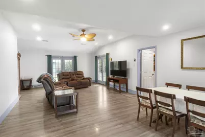 6315 White Oak Dr, Pensacola, FL 32503 - Photo 5