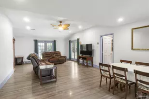 6315 White Oak Dr, Pensacola, FL 32503 - Photo 5