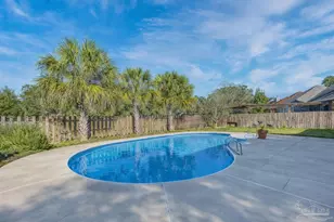 4550 La Jolla, Pensacola, FL 32504 - Photo 3