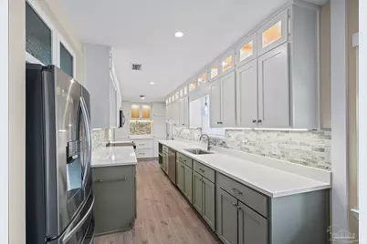 309 Dolphin St, Gulf Breeze, FL 32561 - Photo 5