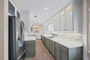 309 Dolphin St, Gulf Breeze, FL 32561 - Photo 5