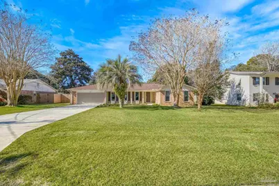 309 Dolphin St, Gulf Breeze, FL 32561 - Photo 35