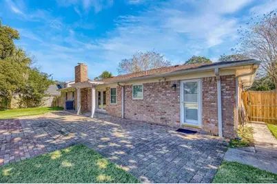 309 Dolphin St, Gulf Breeze, FL 32561 - Photo 39