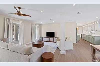 309 Dolphin St, Gulf Breeze, FL 32561 - Photo 19