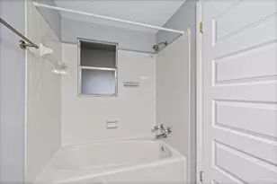 625 Edgecliff Dr, Pensacola, FL 32506 - Photo 15