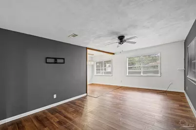 625 Edgecliff Dr, Pensacola, FL 32506 - Photo 21