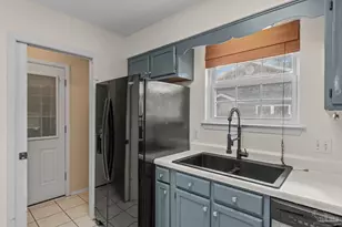 2237 Prytania Cir, Navarre, FL 32566 - Photo 15