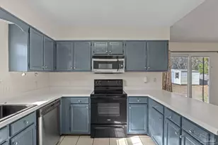 2237 Prytania Cir, Navarre, FL 32566 - Photo 13