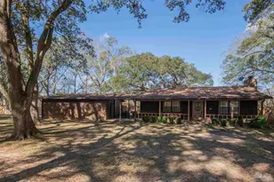 1616 Smithfield Ln, Cantonment, FL 32533 - Photo 3