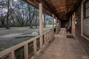 1616 Smithfield Ln, Cantonment, FL 32533 - Photo 27