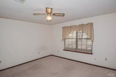 1616 Smithfield Ln, Cantonment, FL 32533 - Photo 17