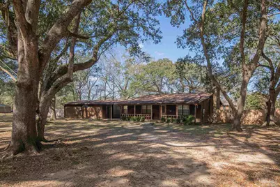 1616 Smithfield Ln, Cantonment, FL 32533 - Photo 7