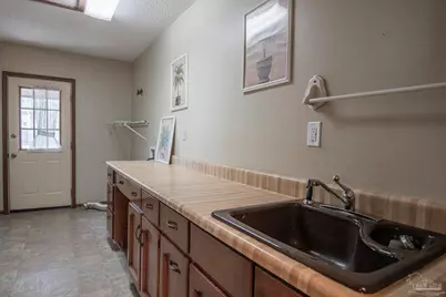 1616 Smithfield Ln, Cantonment, FL 32533 - Photo 43