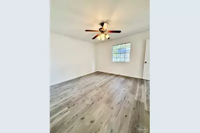 4184 Aqua Vista Dr, Pensacola, FL 32504 - Photo 13