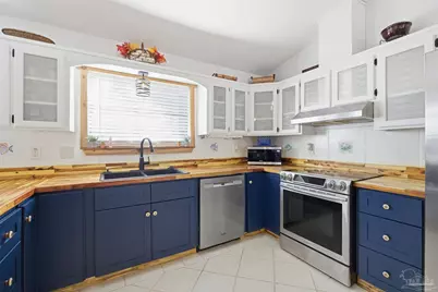 14001 Innerarity Pt Rd, Pensacola, FL 32507 - Photo 13