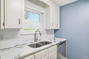 2162 Old Chemstrand Rd, Cantonment, FL 32533 - Photo 7