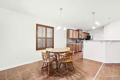 8501 Island Dr, Navarre, FL 32566 - Photo 7