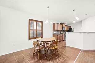 8501 Island Dr, Navarre, FL 32566 - Photo 7