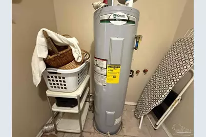 6517 Robin Ave, Milton, FL 32570 - Photo 9