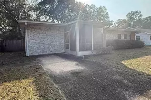 6517 Robin Ave, Milton, FL 32570 - Photo 3