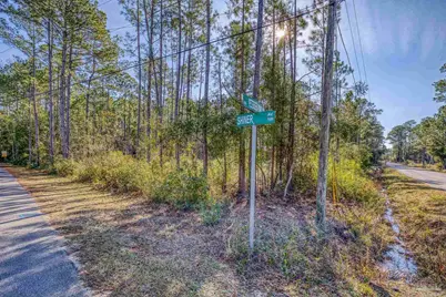 02 Petersen Pt Rd, Milton, FL 32583 - Photo 3