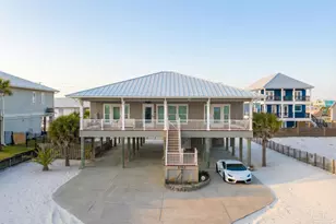 8162 Gulf Blvd, Navarre Beach, FL 32566 - Photo 1